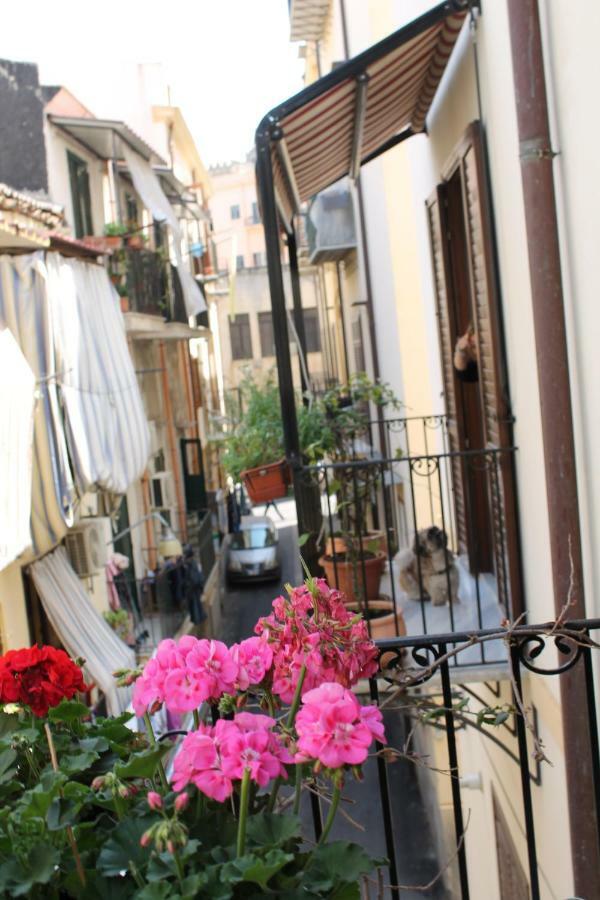 Casa Cló alla Cattedrale Palermo Exterior foto